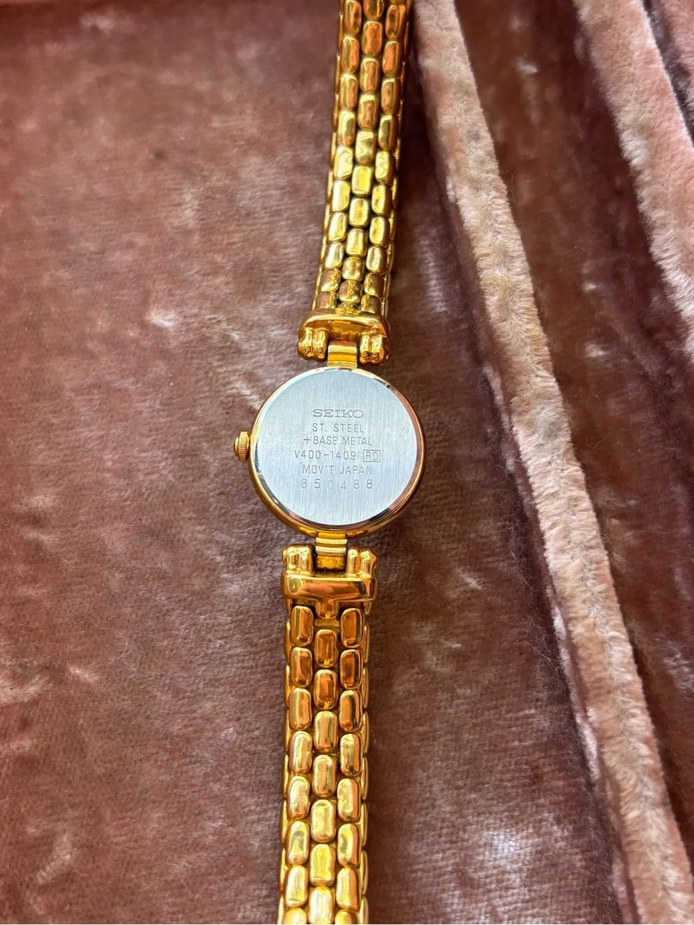 Vintage Seiko Gold-Tone Women’s Bracelet Watch